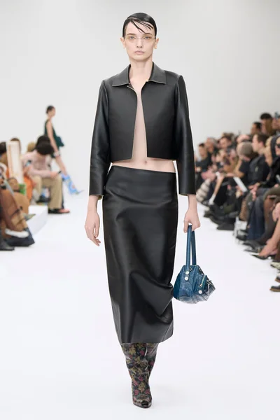 Look 7